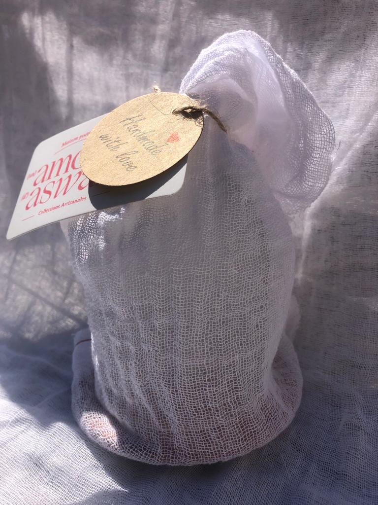 Photophore en verre upcyclé avec socle en terre cuite